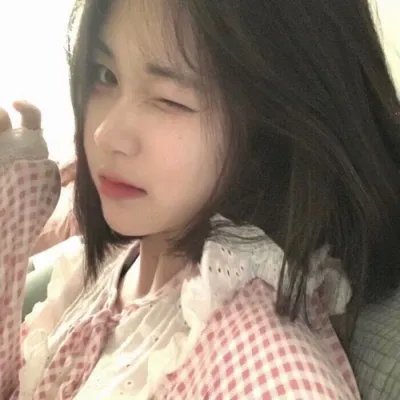 四月的女儿